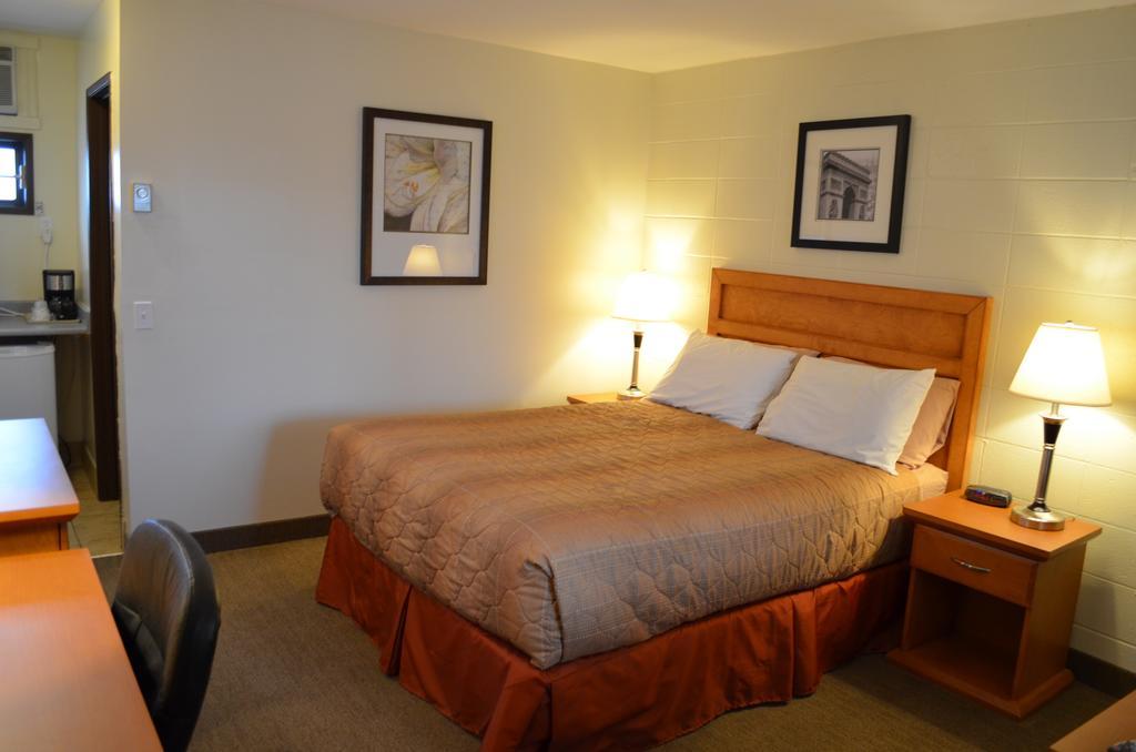 Fortune Motel Kamloops Rum bild