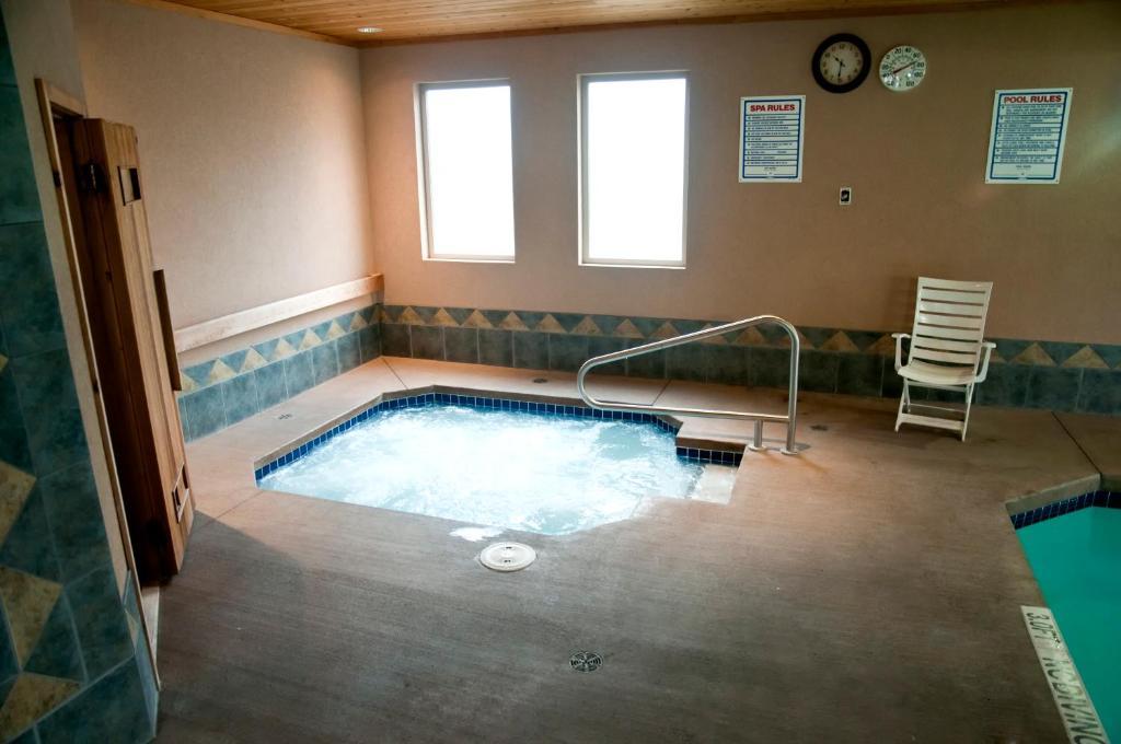 Fortune Motel Kamloops Exteriör bild