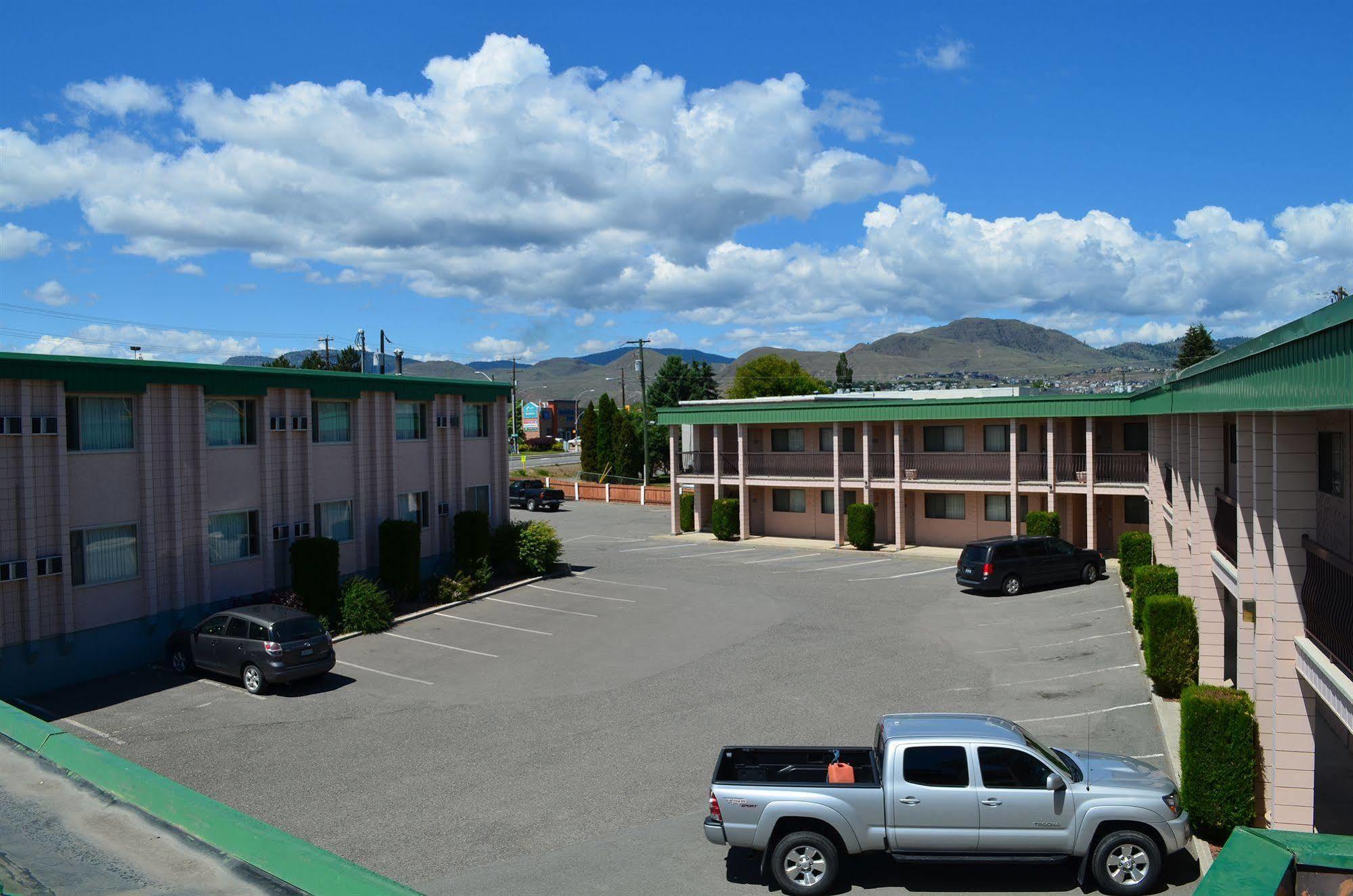 Fortune Motel Kamloops Exteriör bild
